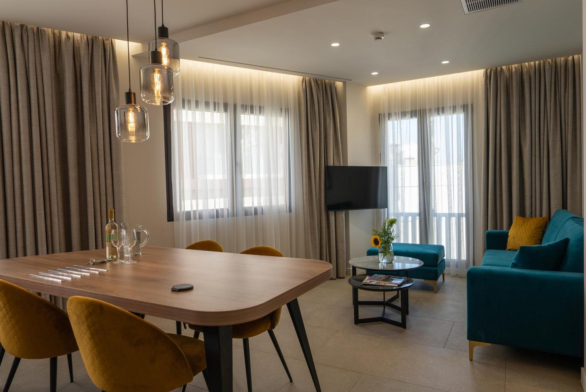 Hestia - Kolokotroni 23 Hotel Athena Bagian luar foto