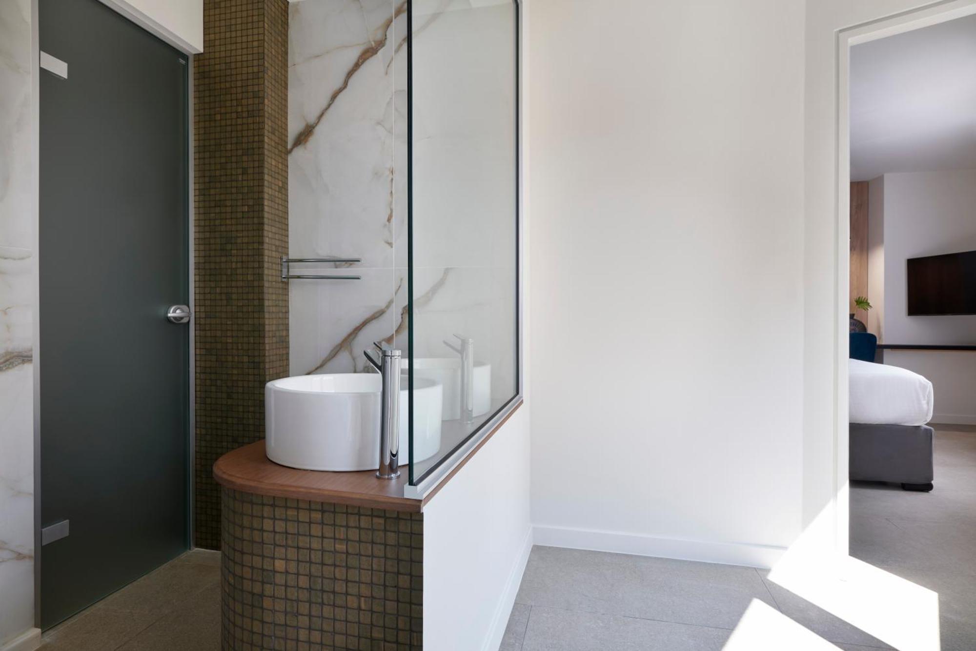 Hestia - Kolokotroni 23 Hotel Athena Bagian luar foto